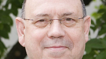 Der EKD-Ratsvorsitzende Nikolaus Schneider wünscht sich mehr Transparenz beim Umgang mit Kirchengeldern