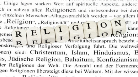 Welche Religion darfs denn sein? Das fragt ein Hacker im Internet und lädt zum Religionsstiften ein