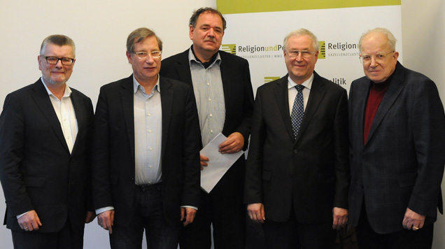 Die Wissenschaftler trafen sich zum Symposium „Was wird aus den christlichen Kirchen Deutschlands?“: Franz-Xaver Kaufmann, Karl Gabriel, Michael Ebertz, Detlef Pollack und Gerhard Wegner (v.r.)