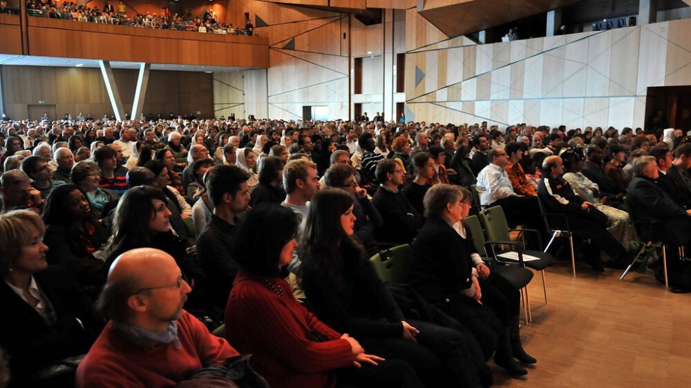 Wie zufrieden ist der "Kunde" eines Gottesdienstes? Das sollte eine Umfrage des Zentrums für Qualitätsentwicklung im Gottesdienst herausfinden