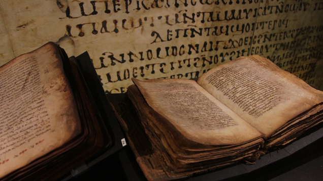 Im "Bible Land Museum" in Jerusalem sind die heiligen Schriften des Christentums und Judentums zu erkunden