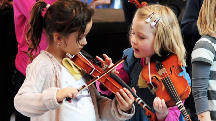 Im christlichen Glauben verwurzelte Kinder sind gemäß einer Studie hilfsbereiter als nicht-gläubige Kinder