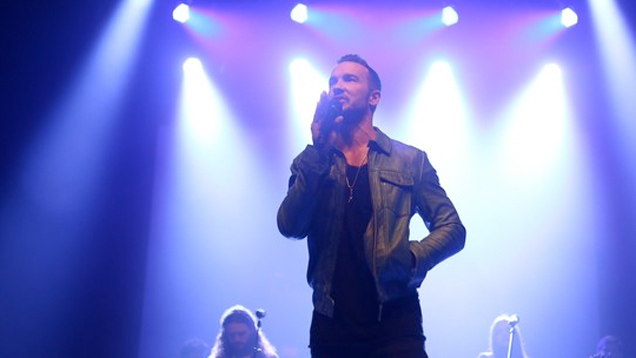 Mit Lederjacke und Tattoos gilt der New Yorker Hillsong-Pastor Carl Lentz als eher unkonventionell