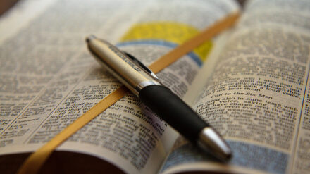 Wort mit Geltung: Die meisten Amerikaner meinen, die Bibel sei göttlich inspiriert