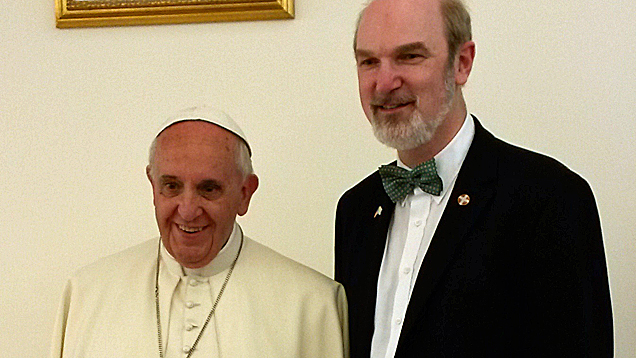 Papst Franziskus mit Thomas Schirrmacher, Theologe und Menschenrechtsexperte bei der Weltweiten Evangelischen Allianz