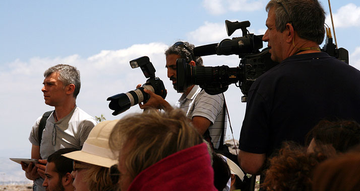 Auch bei Propaganda und falschen Informationen gilt es für Journalisten, die Wahrheit herauszufinden