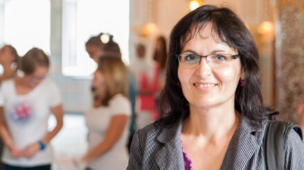 Ilona Klemens ist Pfarrerin für Interreligiösen Dialog in Frankfurt/M. Der Dialog ist ihr ein Herzensanliegen