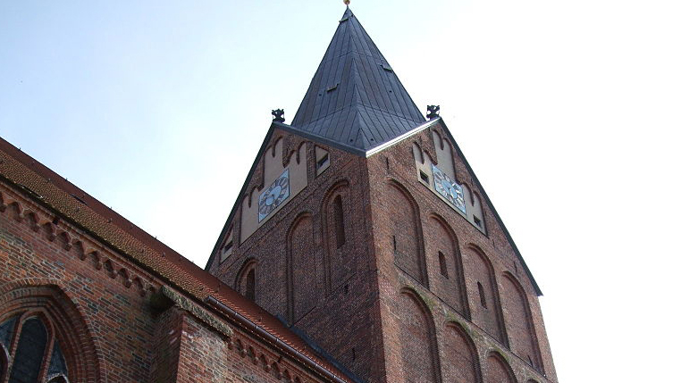 Die Marienkirche im Ferienort Barth ist vor allem in den Sommermonaten auf die Hilfe von Nicht-Mitgliedern angewiese