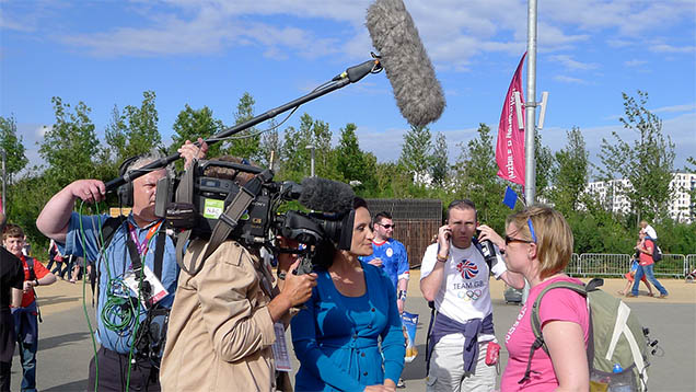 Ist es wirklich schön, wenn Fernsehsender „Normalos“ vor der Kamera lächerlich machen?