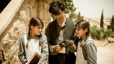 Der junge Schmied Nazaret (Tahar Rahim) sucht in „The Cut“ seine Zwillingstöchter (Zein und Dina Fakhoury)