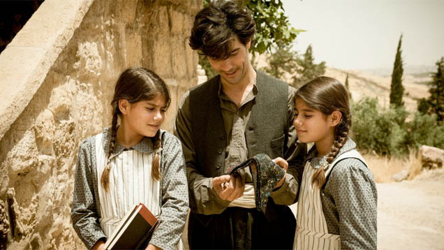Der junge Schmied Nazaret (Tahar Rahim) sucht in „The Cut“ seine Zwillingstöchter (Zein und Dina Fakhoury)