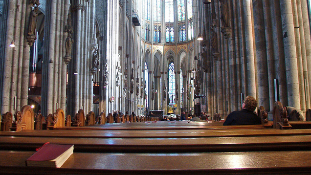 Der Innenraum des Kölner Doms