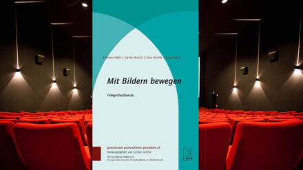 Was Filmgottesdienste sind und wie man sie durchführt, steht im Ratgeber „Mit Bildern bewegen“