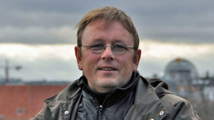 Karl Jüsten kritisiert im Rüstungsexportbericht den gestiegenen Anteil von Liefergenehmigungen in Drittstaaten, die nicht der EU und der NATO angehören (Archivbild)