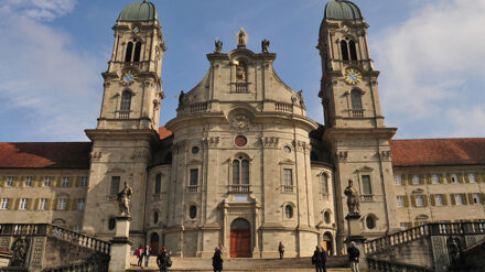 Mit dem Kloster in Einsiedeln ist der frühere Abt Martin Werlen ungewohnte Wege gegangen
