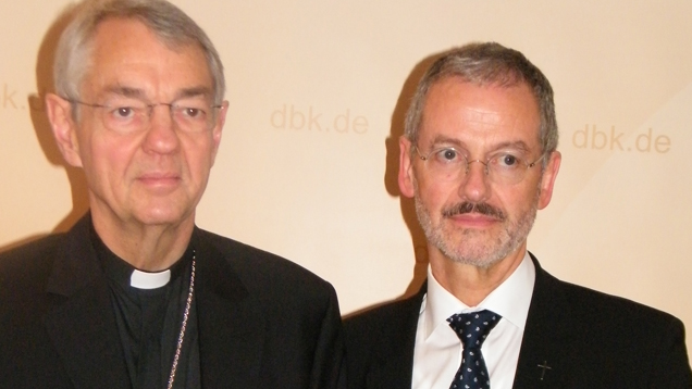 Erzbischof Ludwig Schick und Peter Neher, Präsident des Deutschen Caritasverbandes, machen auf die Lage der Christen im Irak aufmerksam
