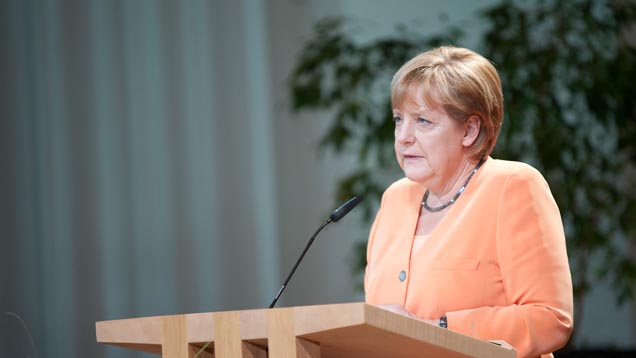 Sieht Bedarf, christliche Werte stärker zu thematisieren: Bundeskanzlerin Angela Merkel (Archivbild)