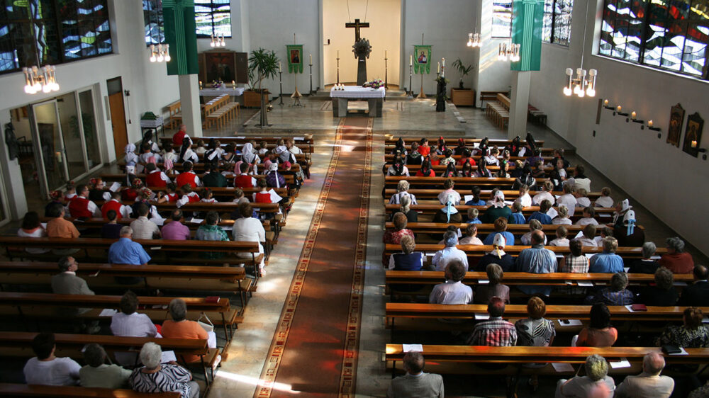 Welche Kirche macht durch originelle Projekte auf sich aufmerksam?