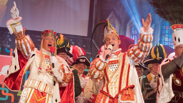 Ein Festwagen zum Thema Charlie Hebdo soll die Stimmung beim Kölner Karneval nicht beeinträchtigen. So erklärten die Verantwortlichen, dass ein solcher Wagen aus dem Programm genommen wurde