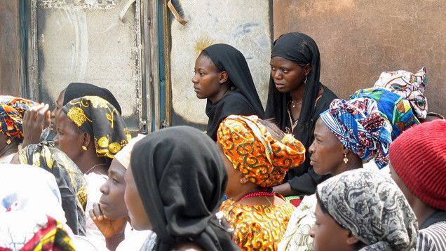 Christen leben in Nigeria in permanenter Angst. Hier versammeln sie sich gerade zu einem Gottesdienst