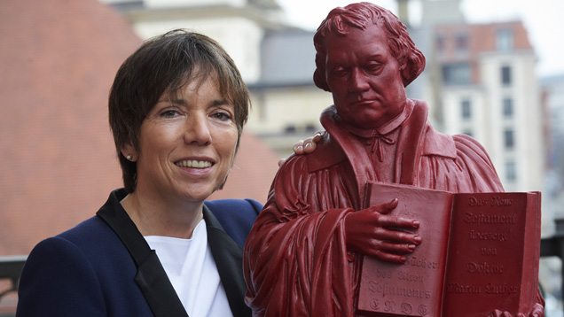 "Als Christ selber denken und offen für Veränderung sein", das wünscht sich Lutherbotschafterin Margot Käßmann zum Reformationsjubiläum 2017