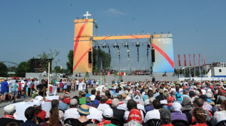 Zum Abschlussgottesdienst versammelten sich noch einmal über 100.000 Christen auf dem Kirchentag in Stuttgart