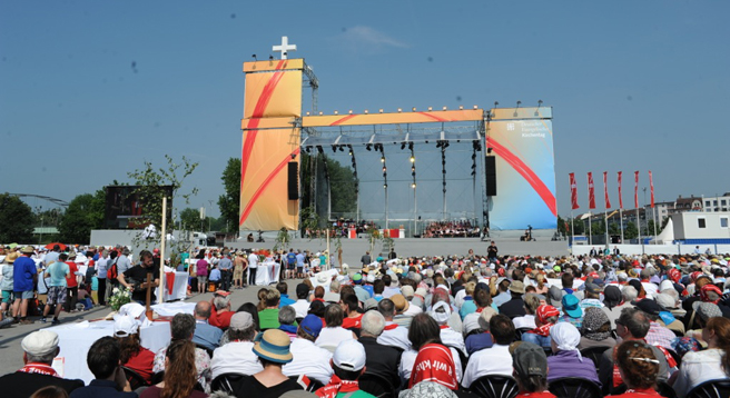 Zum Abschlussgottesdienst versammelten sich noch einmal über 100.000 Christen auf dem Kirchentag in Stuttgart