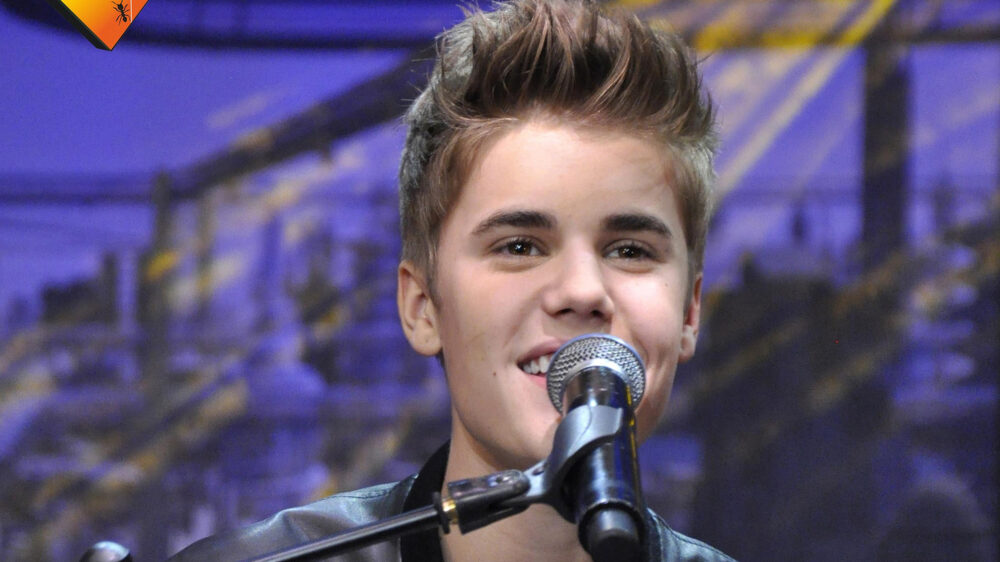 Justin Bieber bezeichnet sich in einem Interview als „Fan" des "größten Heilers",  Jesus