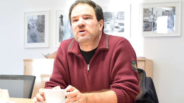 Der Journalist Eldad Beck, geboren 1965 in Haifa, beobachtet, dass Antisemitismus viele Europäer verbindet