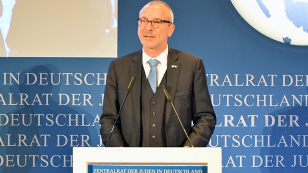 Im November 2015 ist Volker Beck (MdB) mit dem Leo-Baeck-Preis 2015 für sein Engagement gegen Antisemitismus geehrt worden