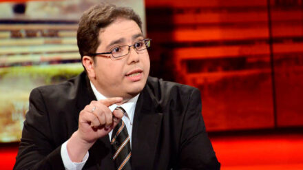 Der hessische Landesvorsitzende des Zentralrats der Muslime El-Yazidi ist überzeugt: Alle Weltreligionen haben ein Problem mit Gewalt