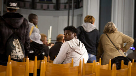 Die christlichen Amts- und Freikirchen in Deutschland sind für Mission unter Flüchtlingen unterschiedlich offen