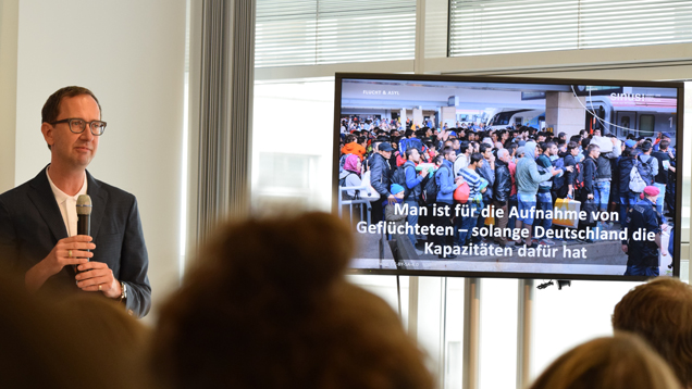 Peter Martin Thomas bei der Präsentation der SINUS-Studie in der Bundeszentrale für politische Bildung in Berlin