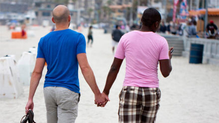 Ob homosexuelle Paare heiraten dürfen, haben in Europa die einzelnen Länder zu regeln. Ein Menschenrecht ist es nicht.