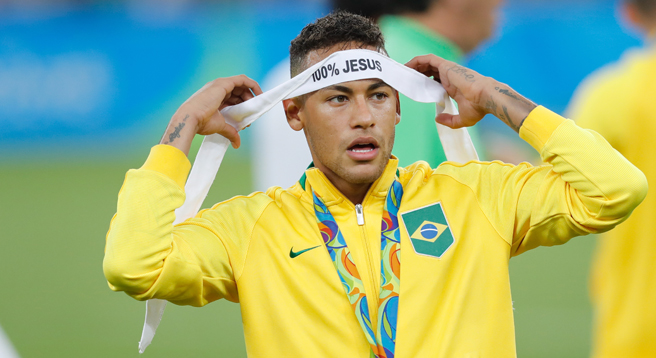 Fußball-Star Neymar sorgt mit seinem christlichen Stirnband bei Olympia für Diskussionsbedarf