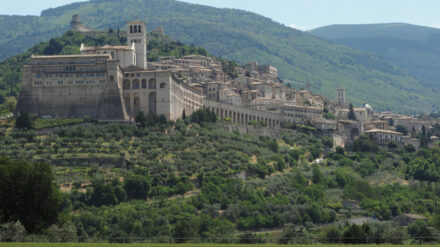Pater Enzo Fortunato hat durch sein mediales Wirken dafür gesorgt, dass das Franziskanerkloster in Assisi wieder einen Aufschwung erlebt