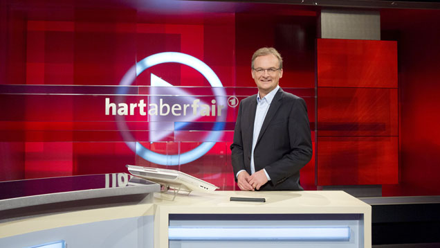 In der aktuellen Ausgabe von „Hart aber fair“ diskutieren die Gäste bei Moderator Frank Plasberg über ein Burka-Verbot