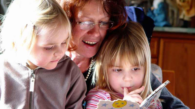 Kinder mögen es, wenn Eltern ihnen vorlesen