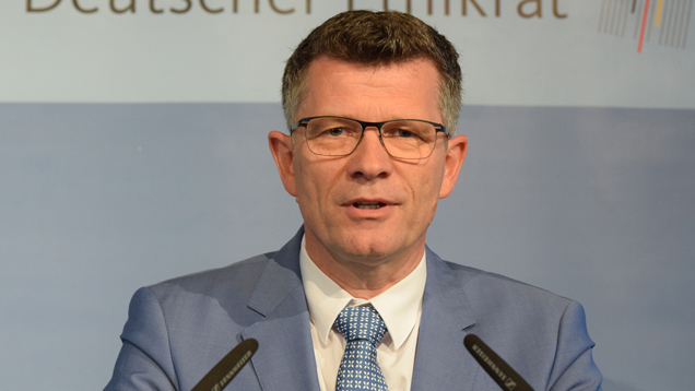 Der Theologe Peter Dabrock ist seit April dieses Jahres Vorsitzender des Deutschen Ethikrats