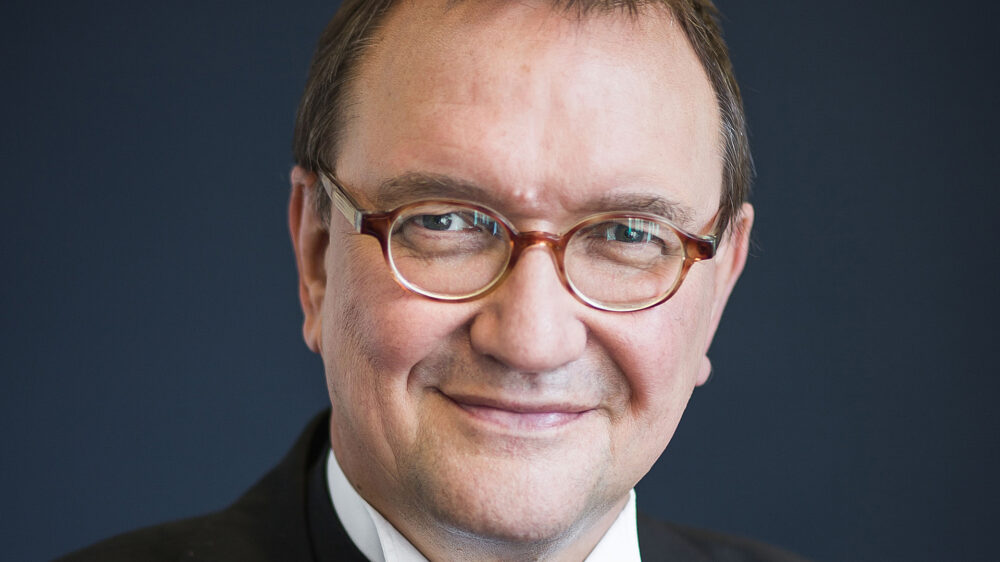 Der Bischof der Evangelischen Kirche von Kurhessen-Waldeck, Martin Hein, ist seit 2014 Mitglied des Deutschen Ethikrates