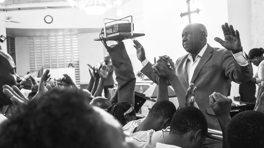 Von Wittenberg in die ganze Welt: Morning Glory in der Lutheran Kariakoo Church in Tansania im Juni 2016