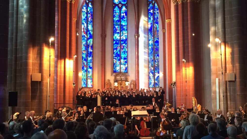 Die Mainzer Pfarrkirche St. Stephan bot der Uraufführung der Deutschen Messe eine würdige Kulisse