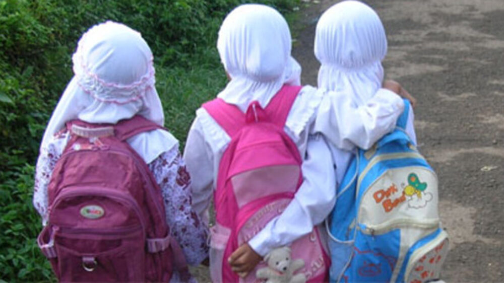 Immer mehr muslimische Grundschüler an deutschen Schulen fasten während des Ramadan (Symbolbild)
