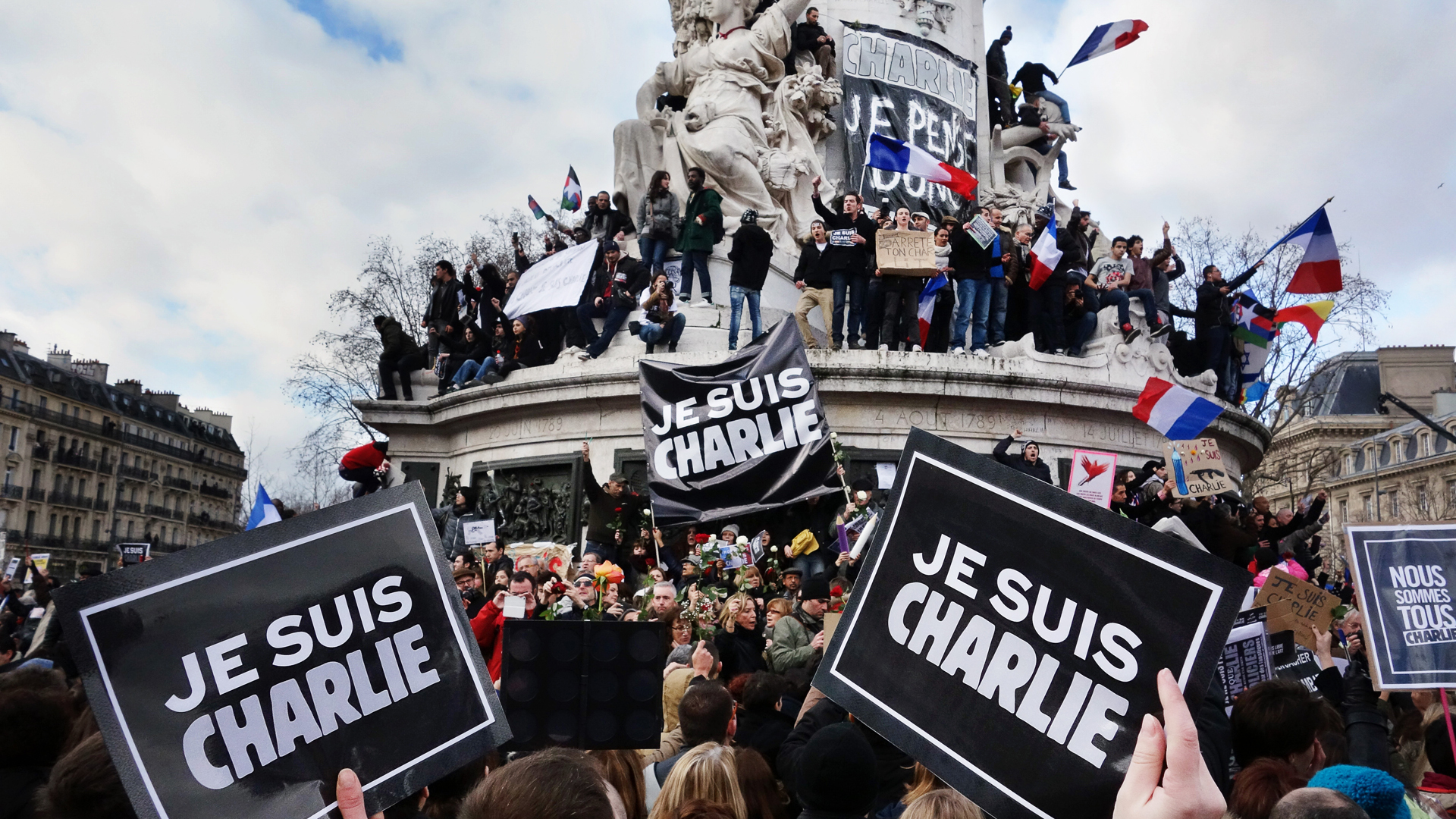 Mehrere Millionen Menschen teilten bei Twitter den Hashtag #JeSuisCharlie