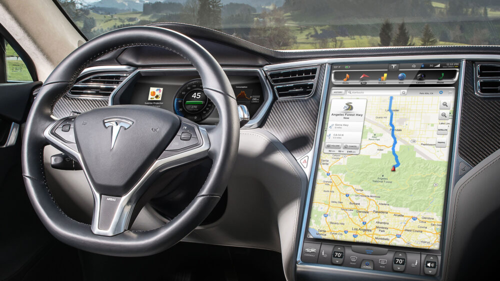 Die Firma Tesla gilt als Vorreiter bei der Technik für selbstfahrende Autos. In einigen Jahren könnte das automatisierte Fahren zum Standard werden.