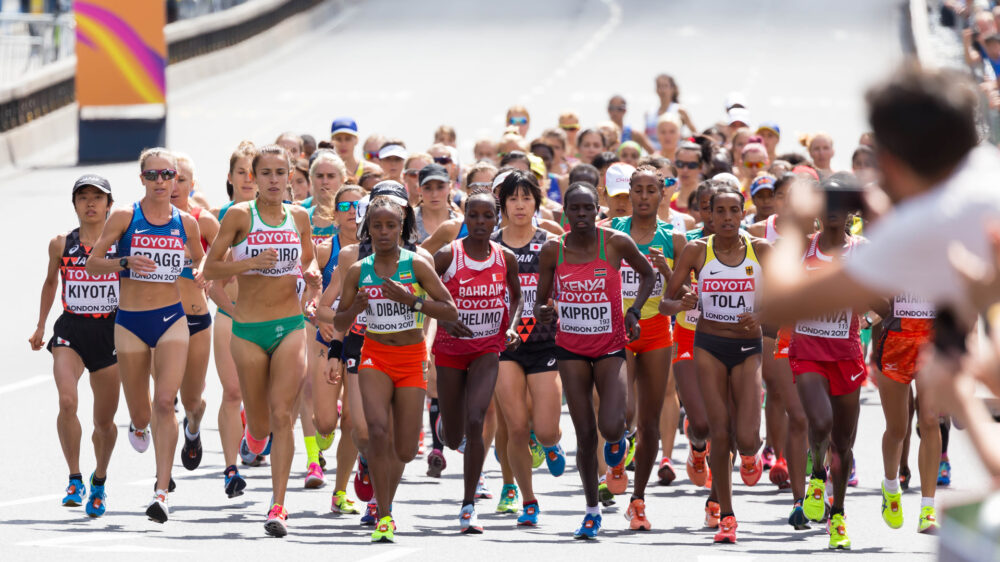 Die Teilnehmerinnen beim Marathon der Leichtathletik-WM in London. In anderen Disziplinen konnte bei dem Turnier die Amerikanerin Tori Bowie triumphieren