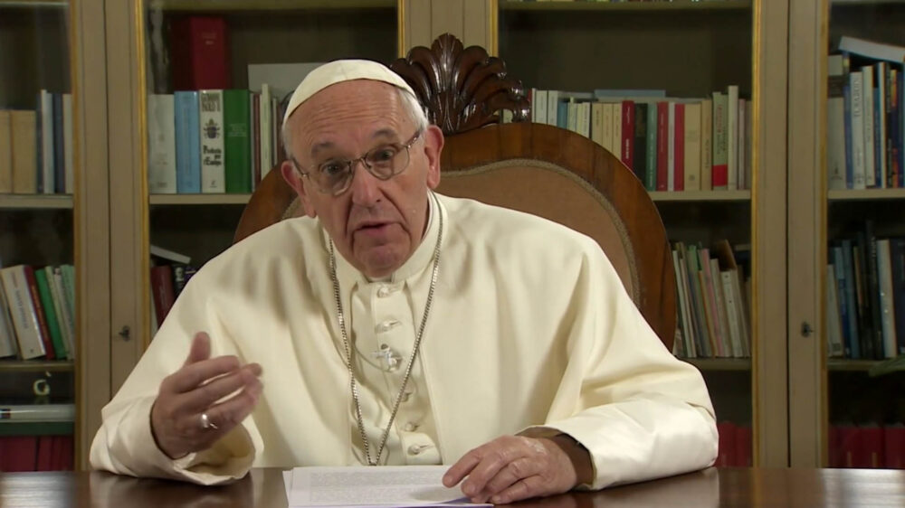 Papst Franziskus betet für die Opfer des Terroranschlags in Barcelona