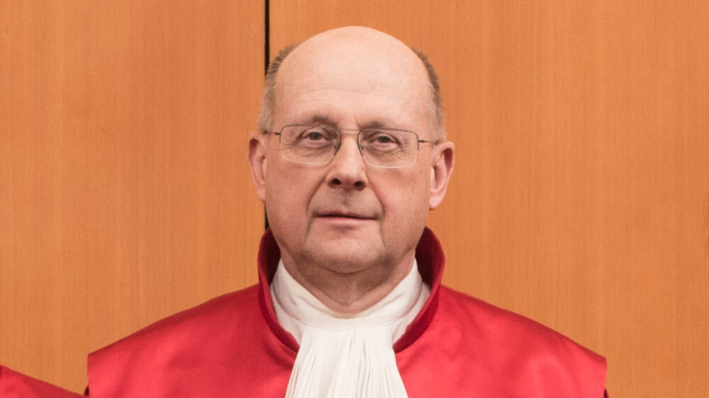 Der Vizepräsident des Bundesverfassungsgerichts, Ferdinand Kirchhof, sorgt sich, dass der Islam Terror instrumentalisiert wird