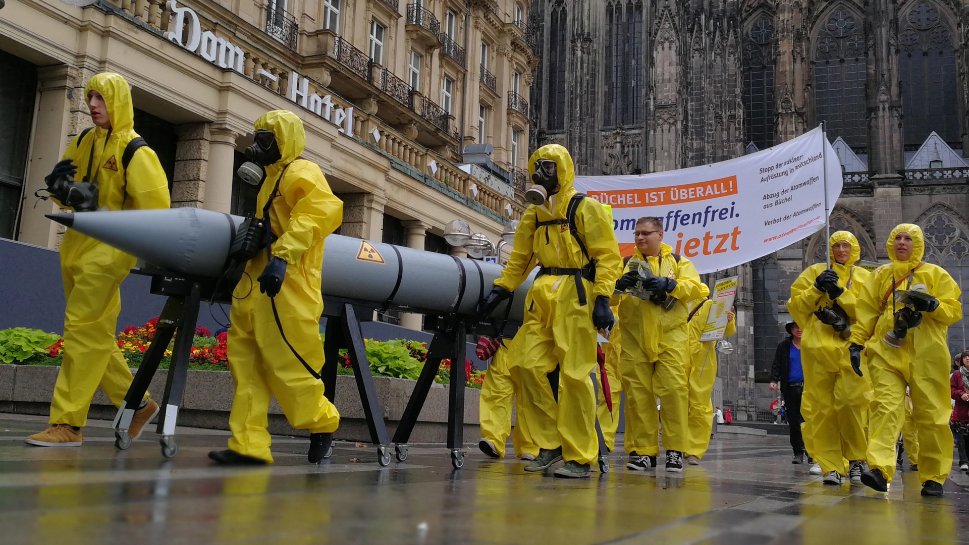 Nobelpreis für den Frieden: Die Anti-Atomwaffen-Kampagne ICAN (International Campaign to Abolish Nuclear Weapons) wurde in diesem Jahr mit dem Friedensnobelpreis ausgezeichnet. Hier eine Aktion der Kampagne „atomwaffenfrei.jetzt“, einer Partnerorganisation von ICAN.