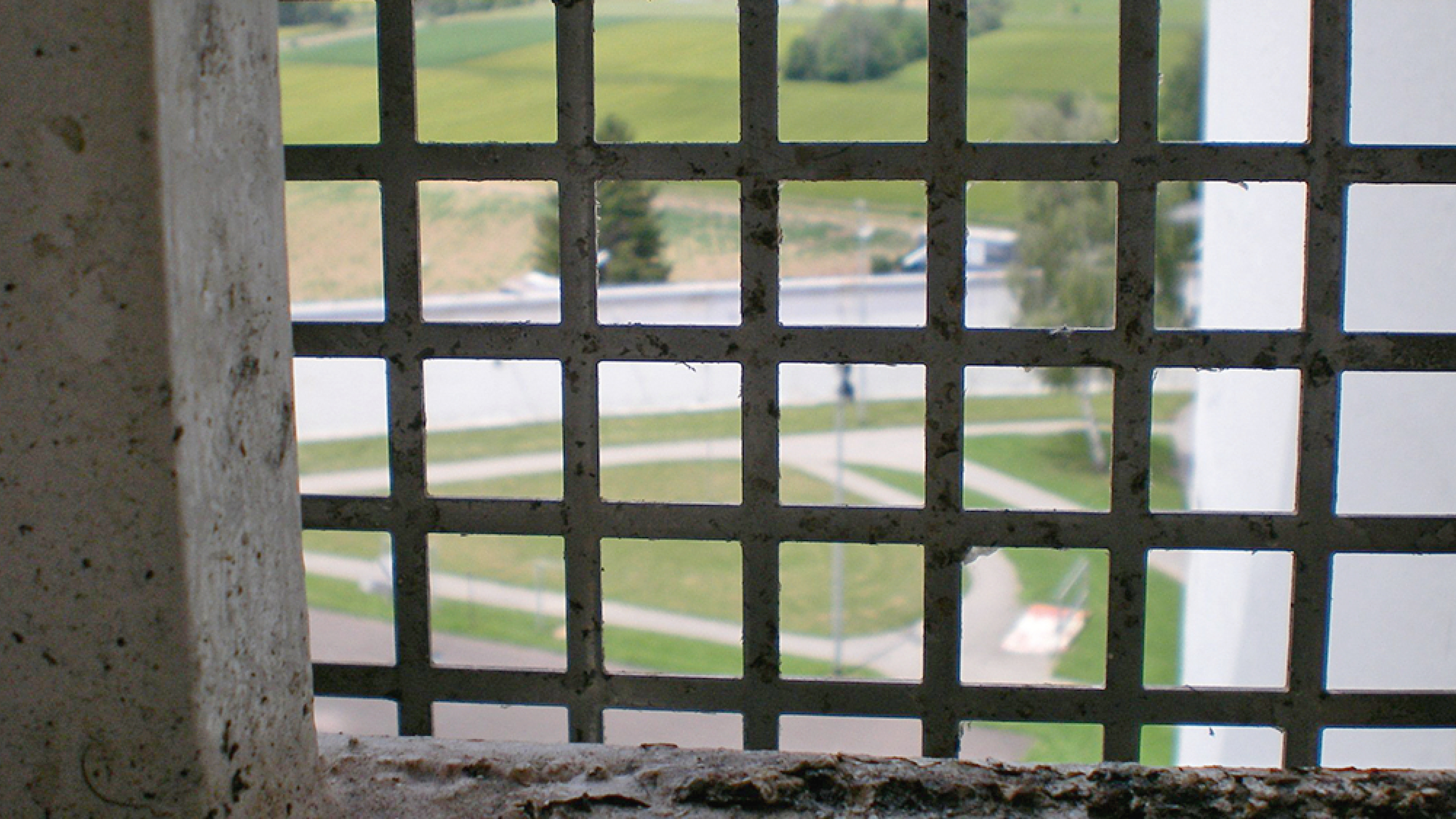 Blick aus dem Fenster der Zelle 720 Richtung Westen: Hier starb Gudrun Ensslin.